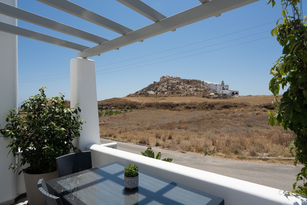 Photo - Aegean Diamonds Luxury Suites