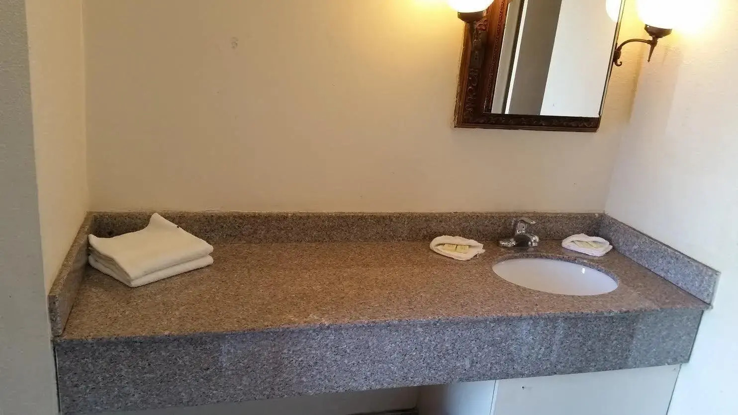 Foto - Skylark Motel