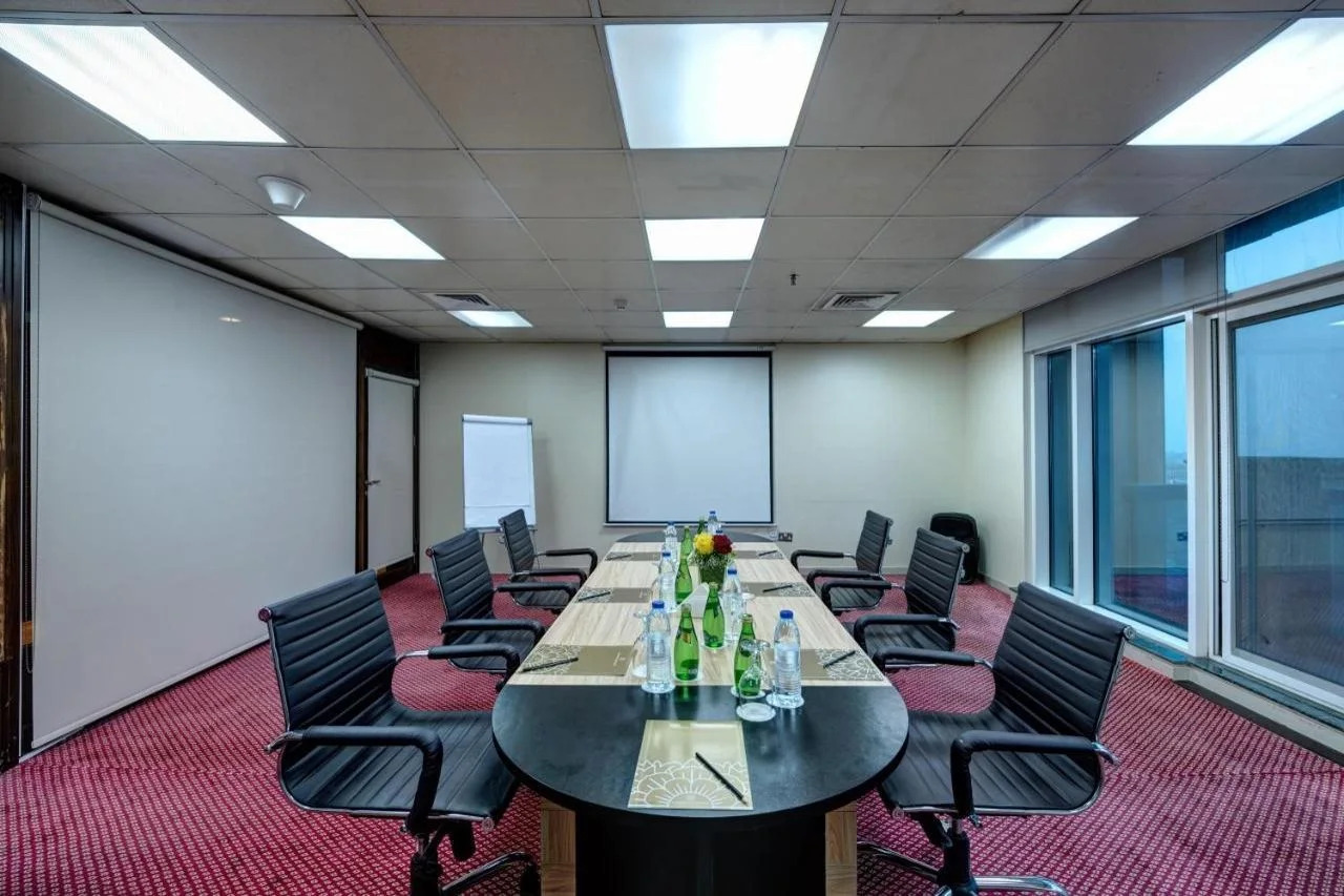 Foto - Emirates Grand Hotel