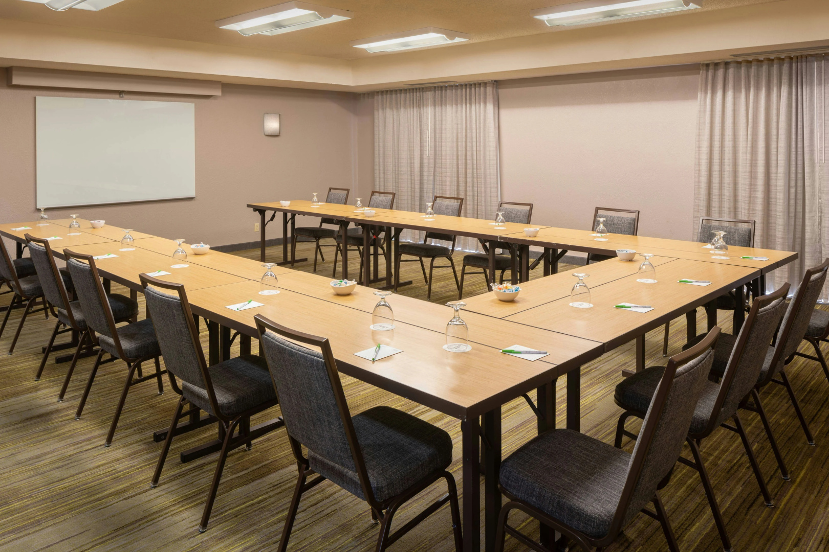 Foto - Courtyard by Marriott Orlando Airport