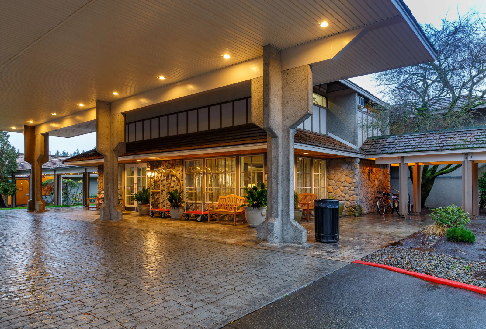 Photo - Red Lion Hotel Bellevue
