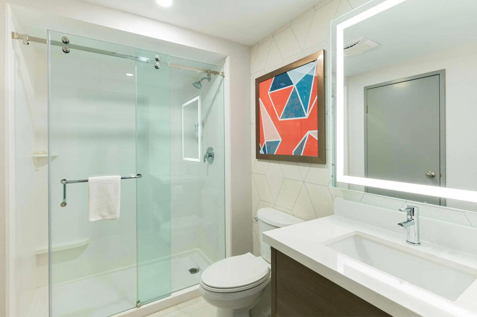 Photo - Comfort Suites