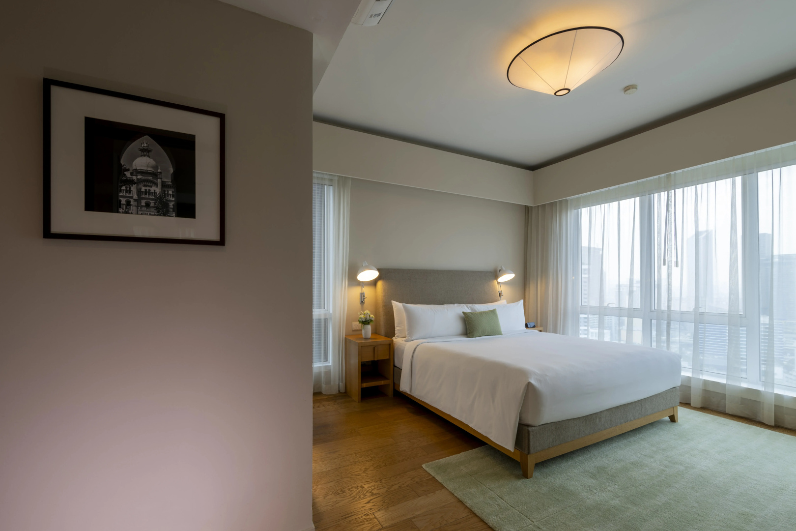 Photo - Lanson Place Bukit Ceylon