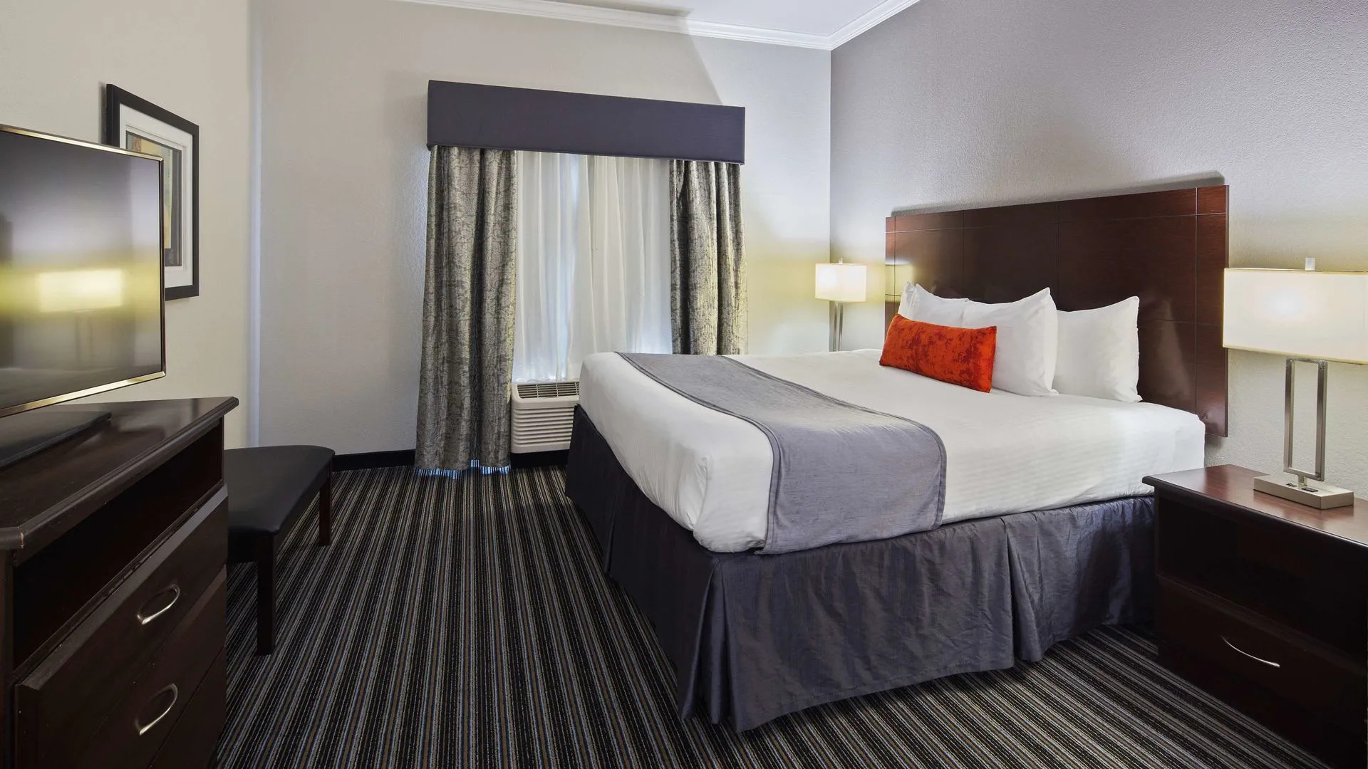 Foto - Best Western Plus Austin Airport Inn & Suites