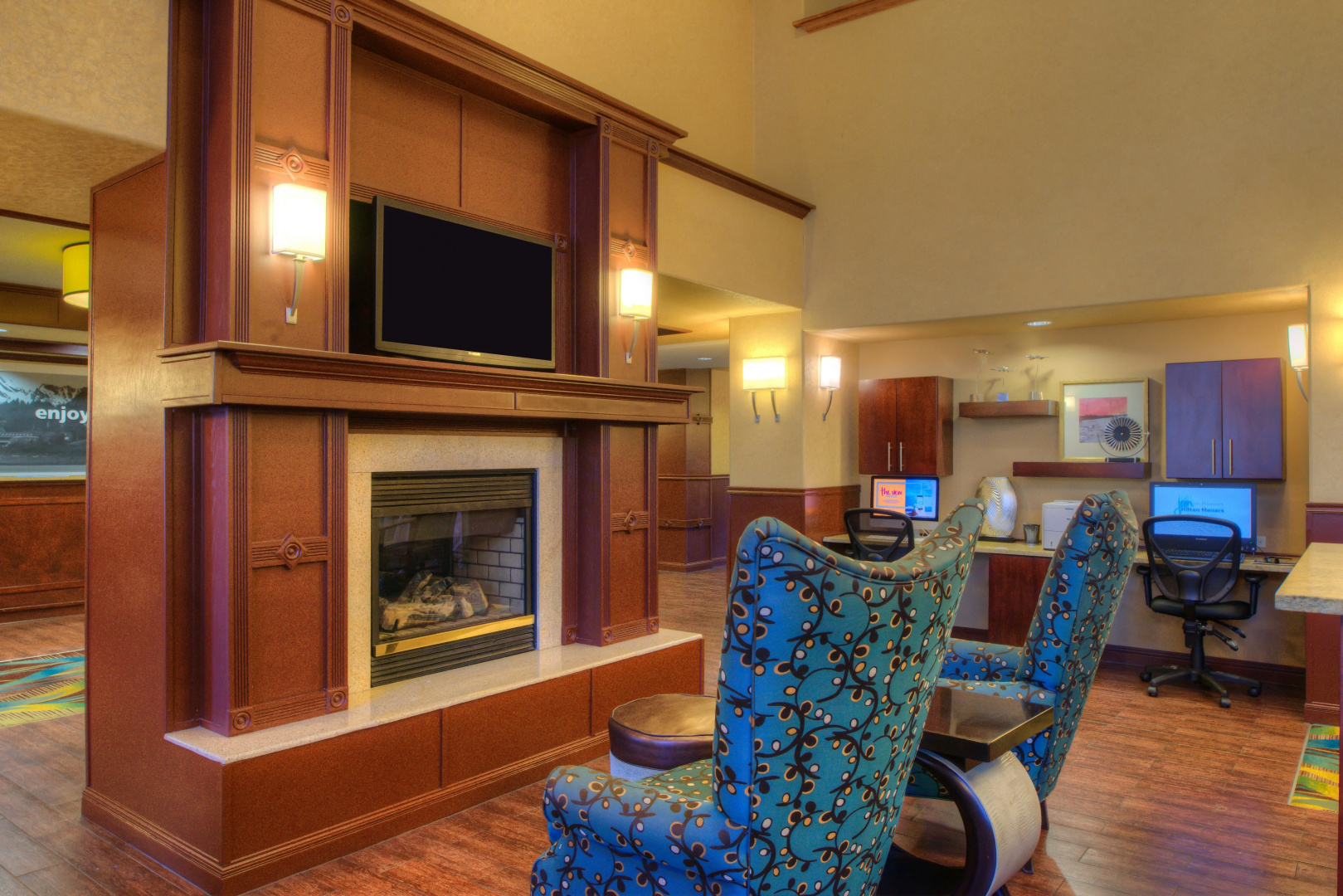 Photo - Hampton Inn & Suites Ontario