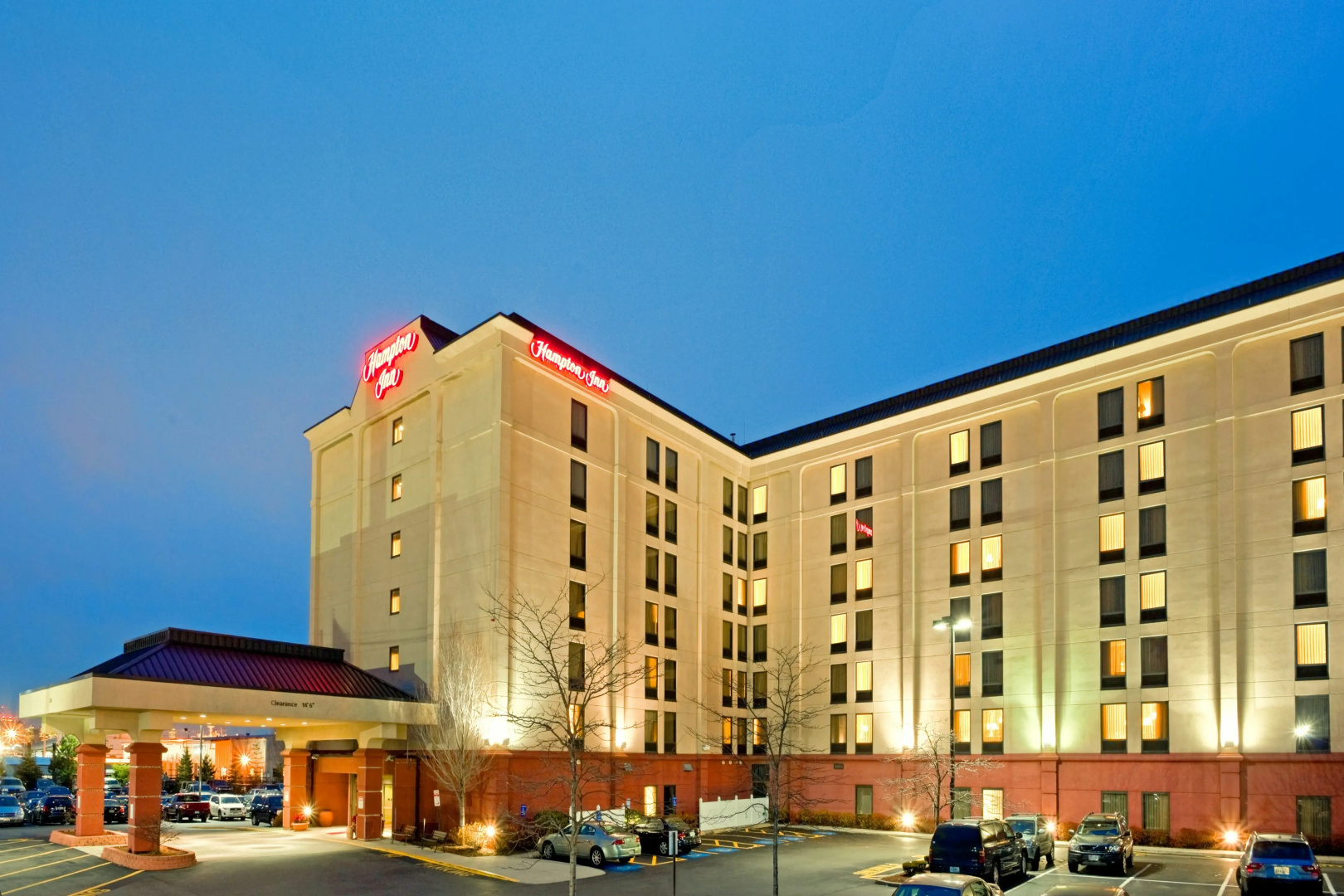 Photo - Hampton Inn Boston - Logan Airport
