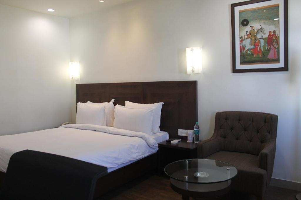 Hotel Sadanand