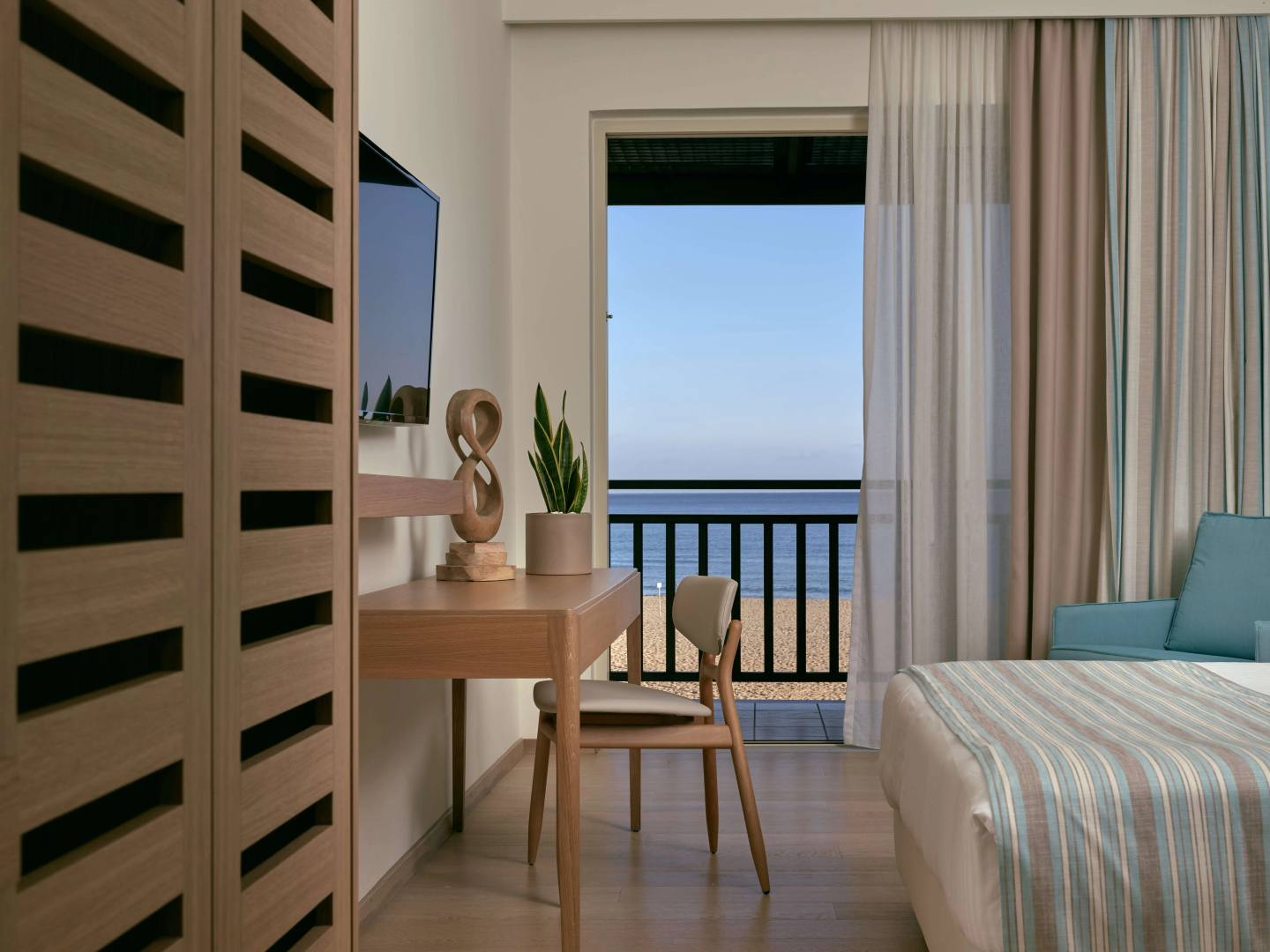 Photo - Pilot Beach Resort
