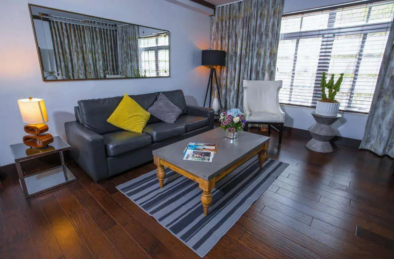 Photo - Lincoln Arms Suites