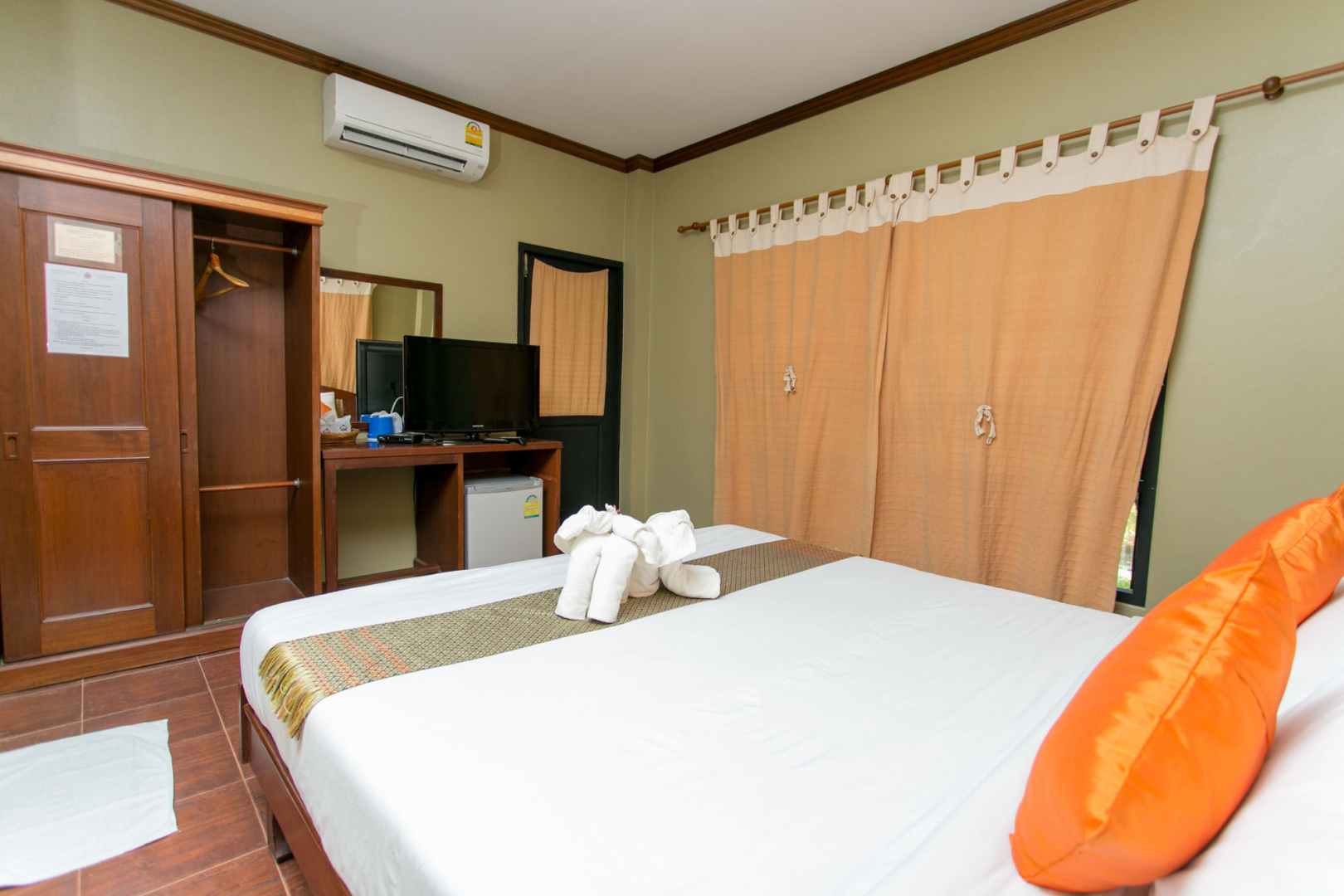 Forra Hill Resort