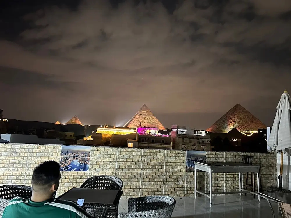 Foto - Ahmose Pyramids view inn