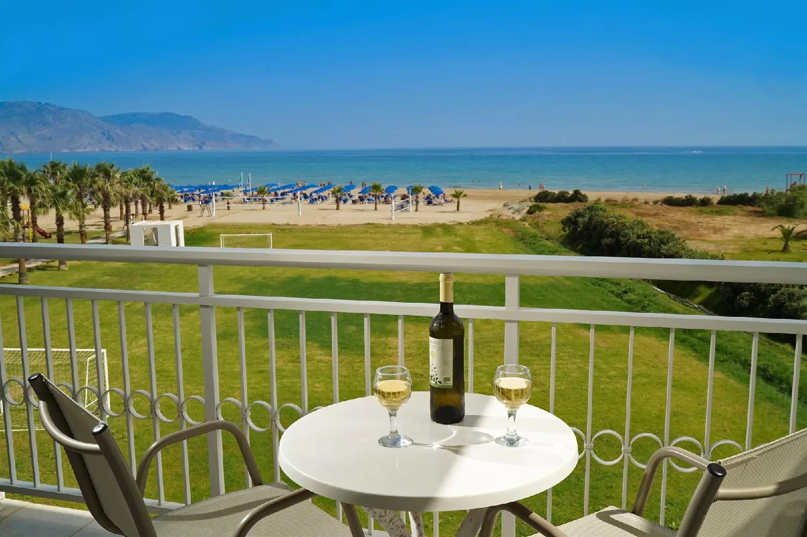 Photo - Delfina Tropic Beach