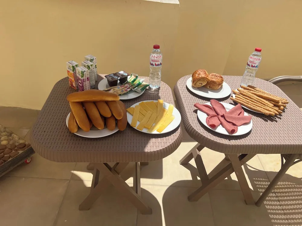 Photo - premier pyramids inn