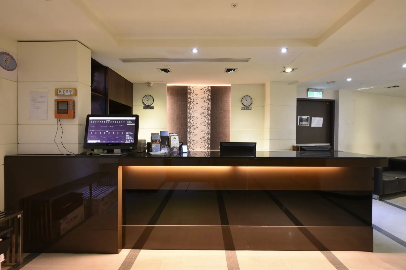 Foto - New World Hotel