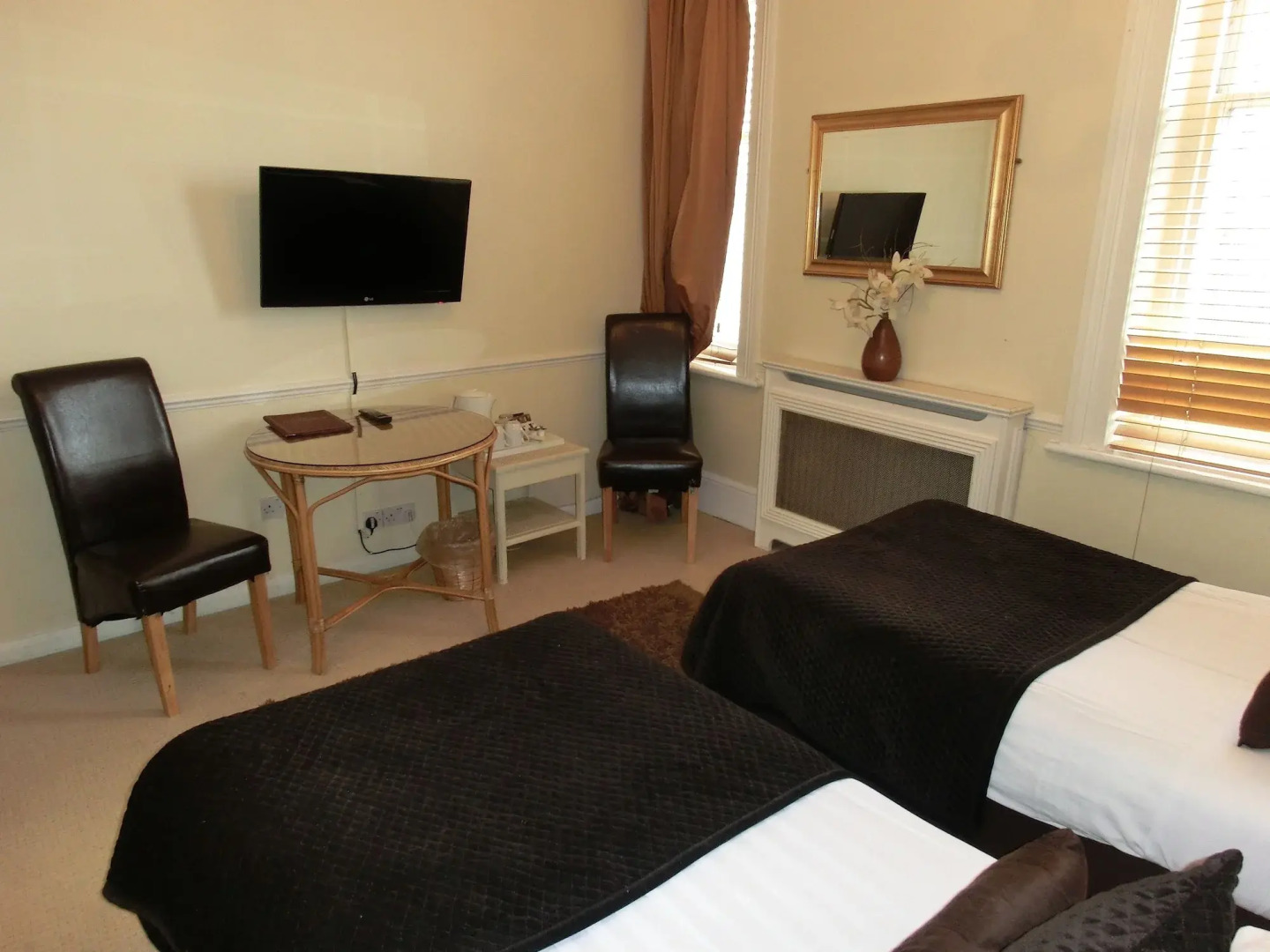 Photo - Rushmore Hotel