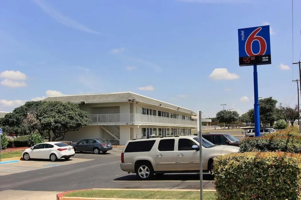 Foto - Motel 6-Austin, TX - North