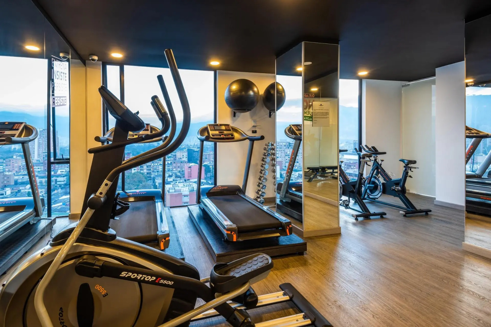 Photo - Hotel Black Tower Premium