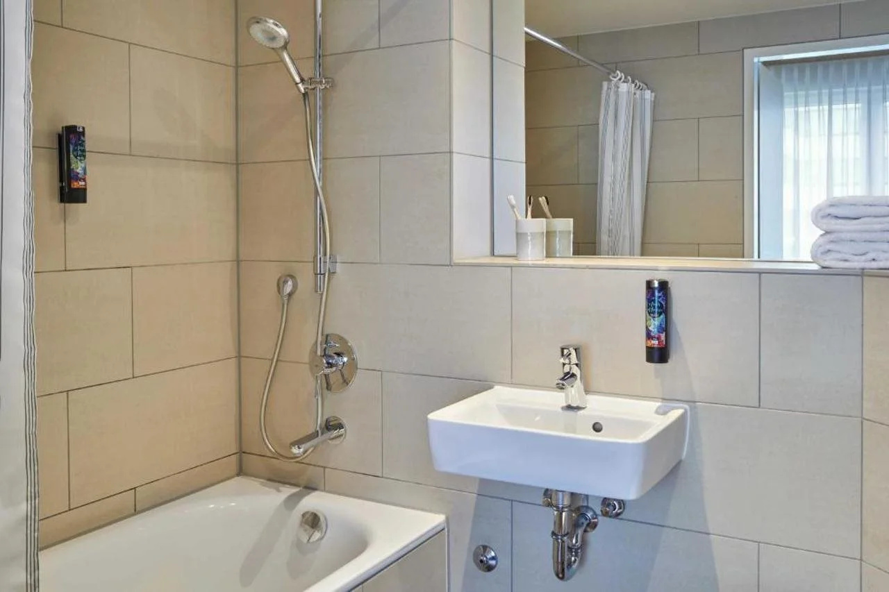 Foto - Holiday Inn - the niu, Fusion Hamburg St. Georg by IHG
