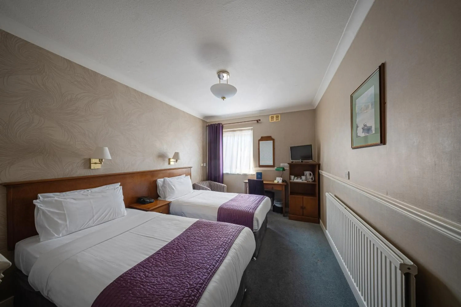 Photo - The Clarendon Hotel