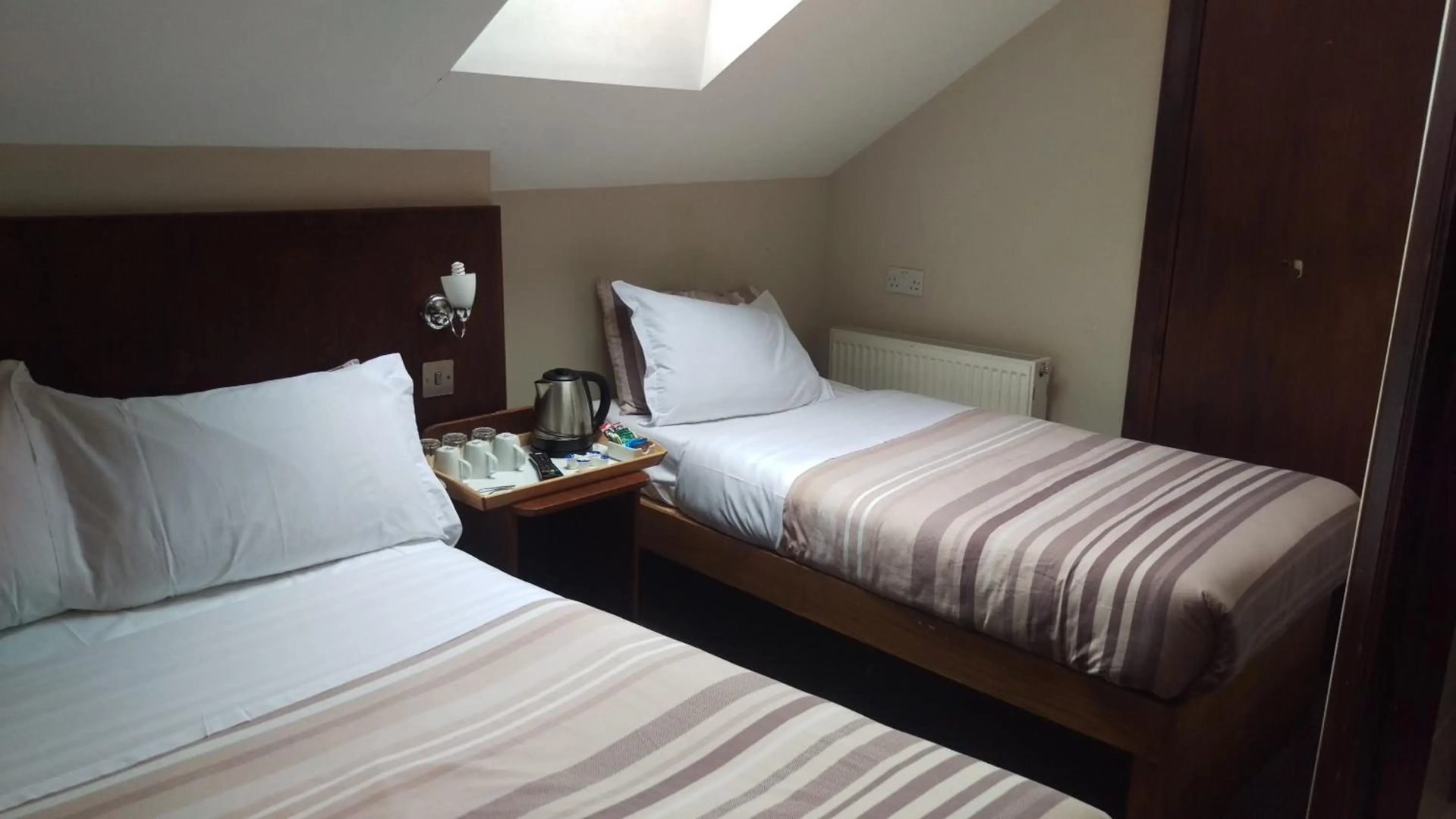 Foto - Edinburgh House Hotel