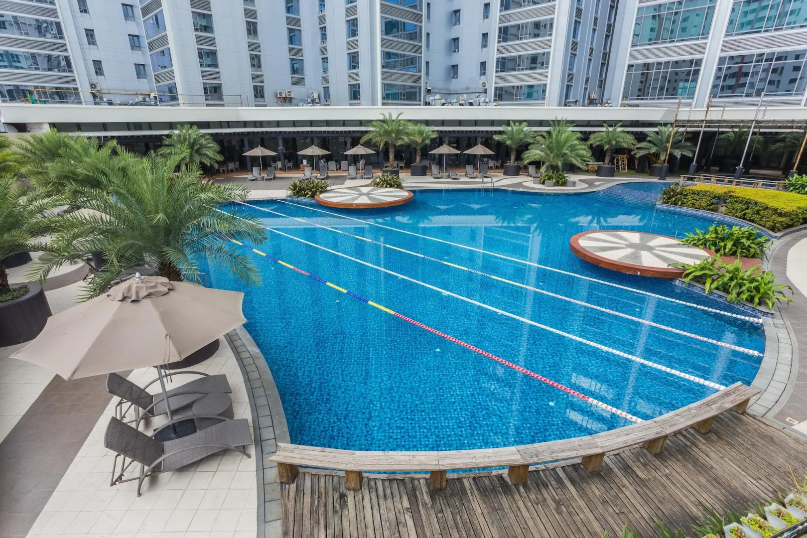 Foto - The Alpha Suites