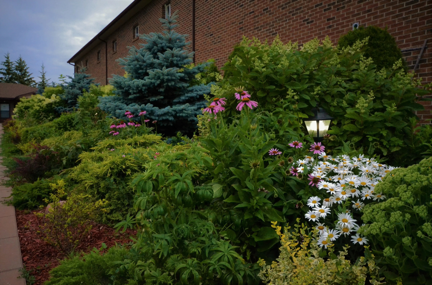 Photo - Newmarket Inn