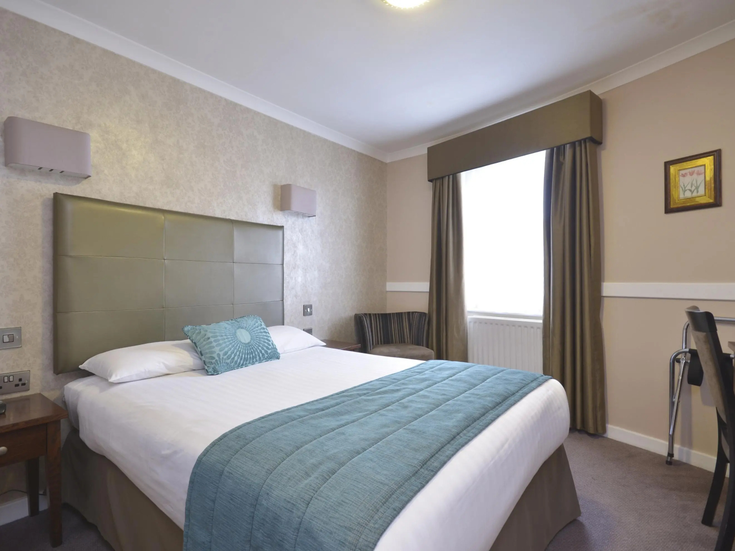 Photo - Princes Square Hotel