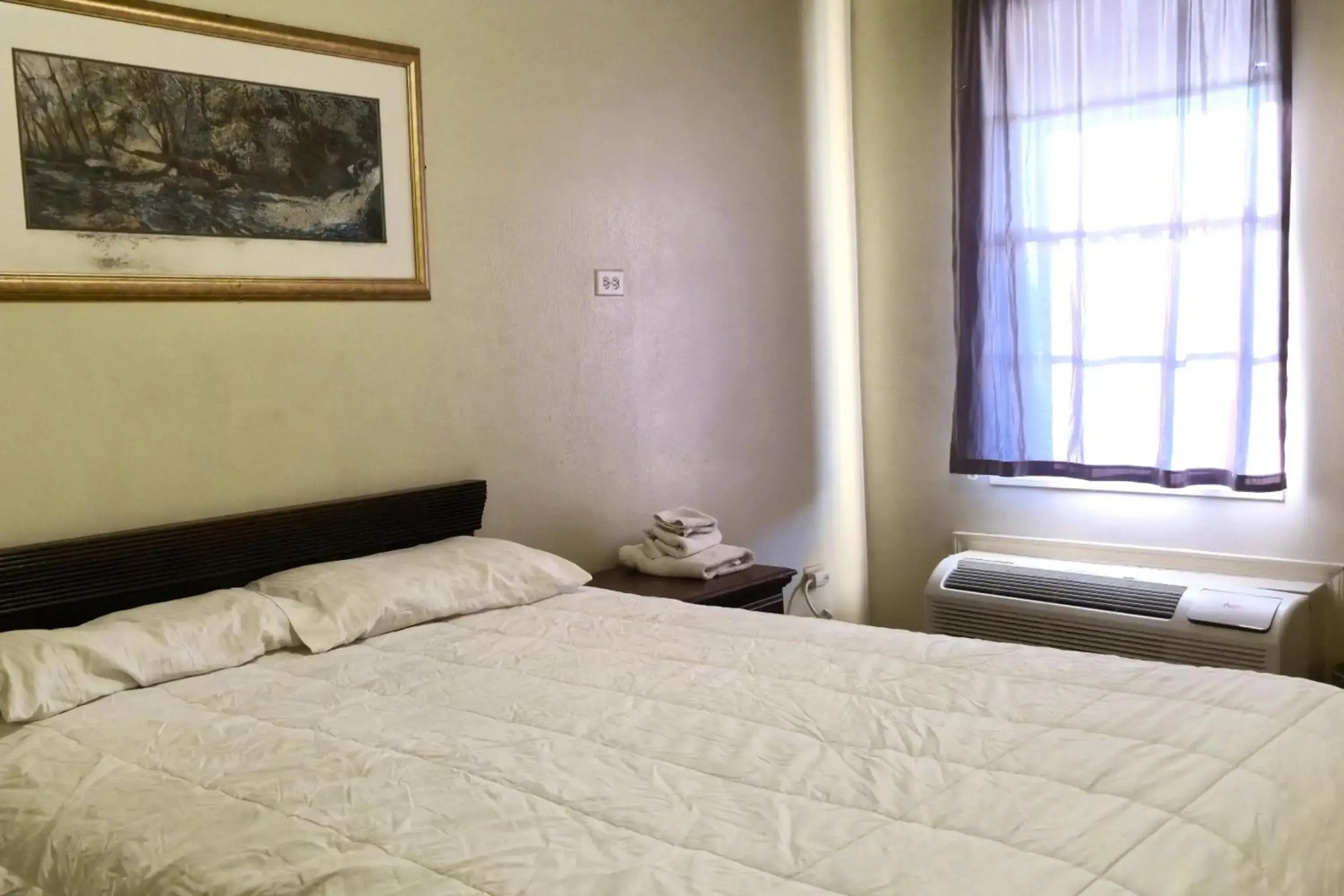 Foto - Cole Manor Motel By OYO Love Field Market Center