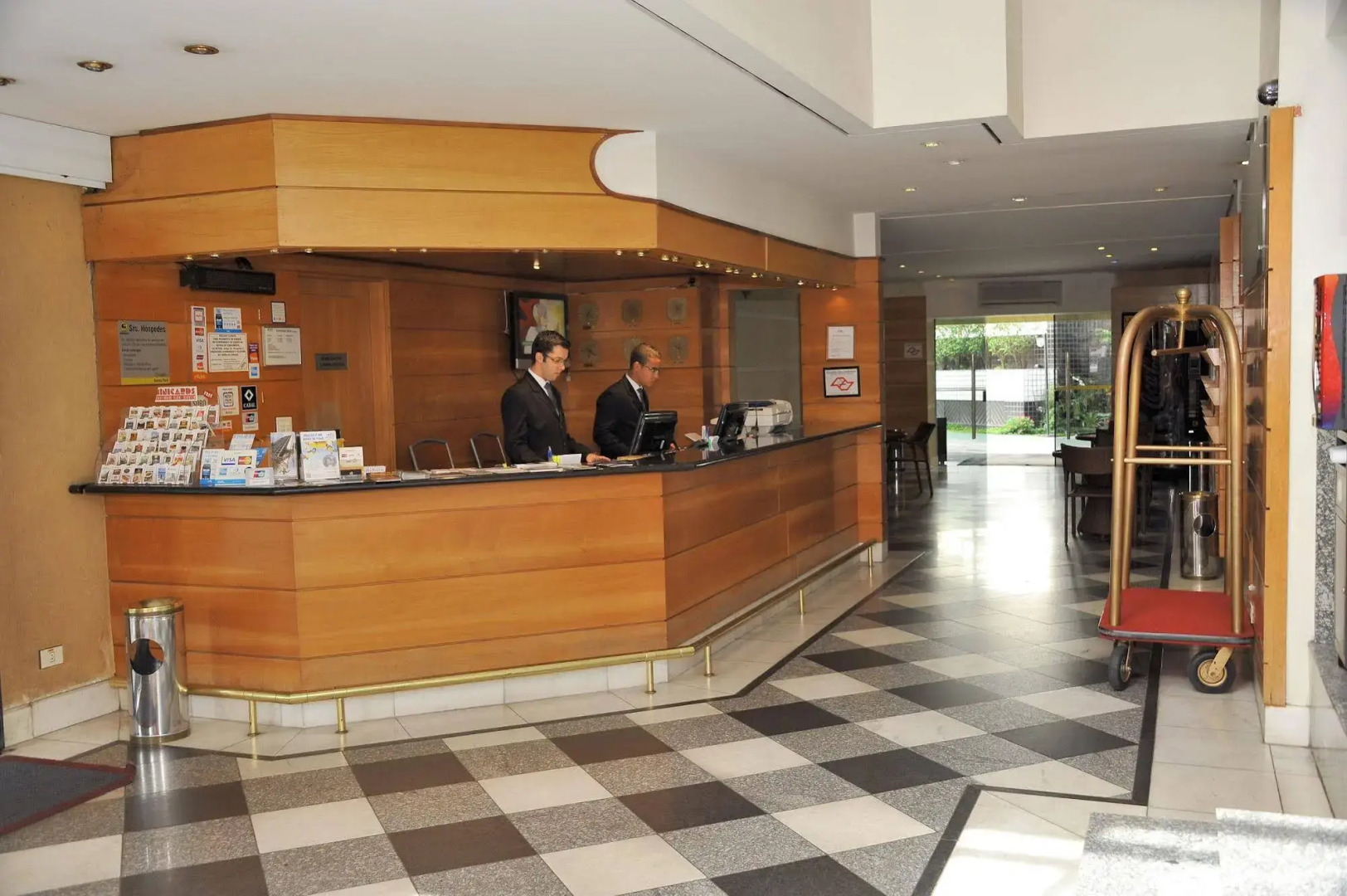 Foto - Plaza Inn Small Town Flat