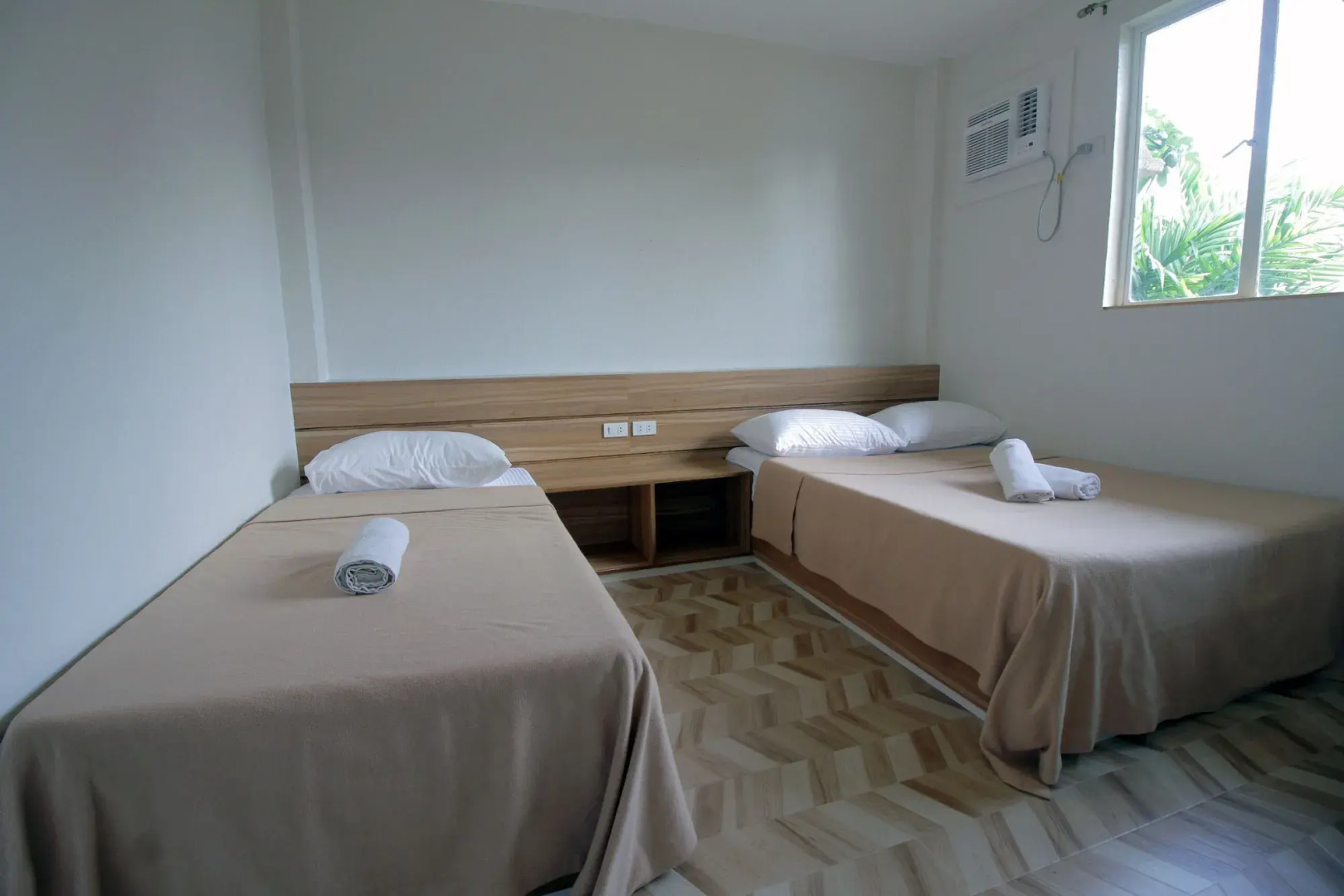 Foto - Red Knight Gardens