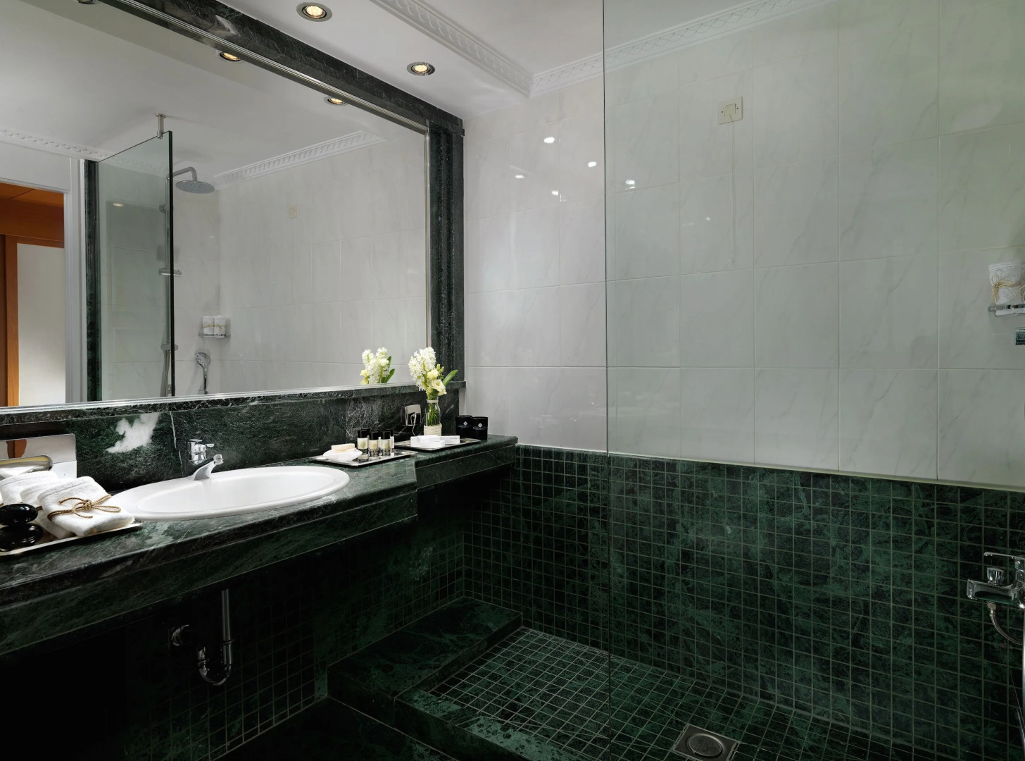 Photo - Divani Apollon Palace & Thalasso