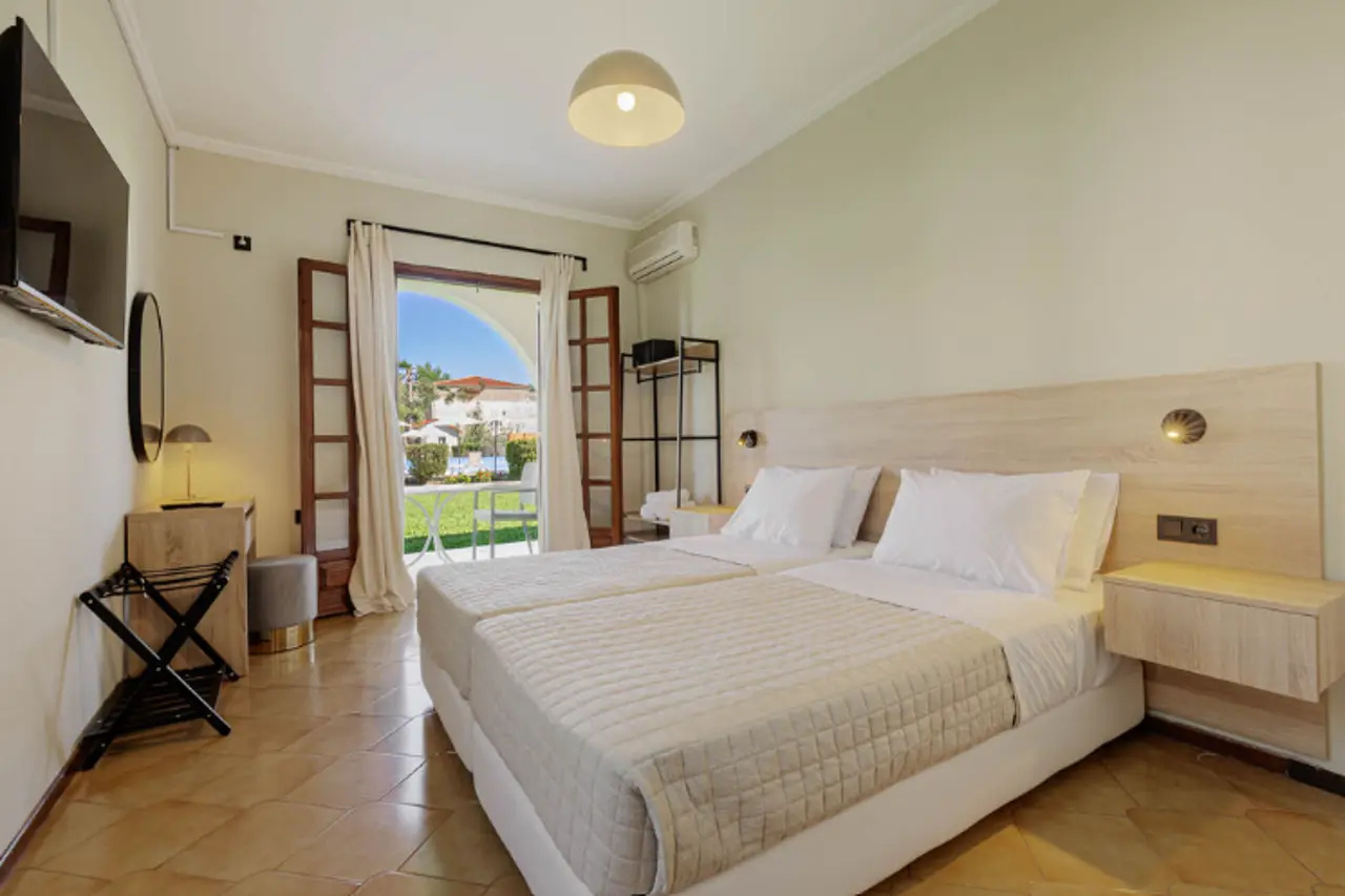 Photo - Kamari Apartments