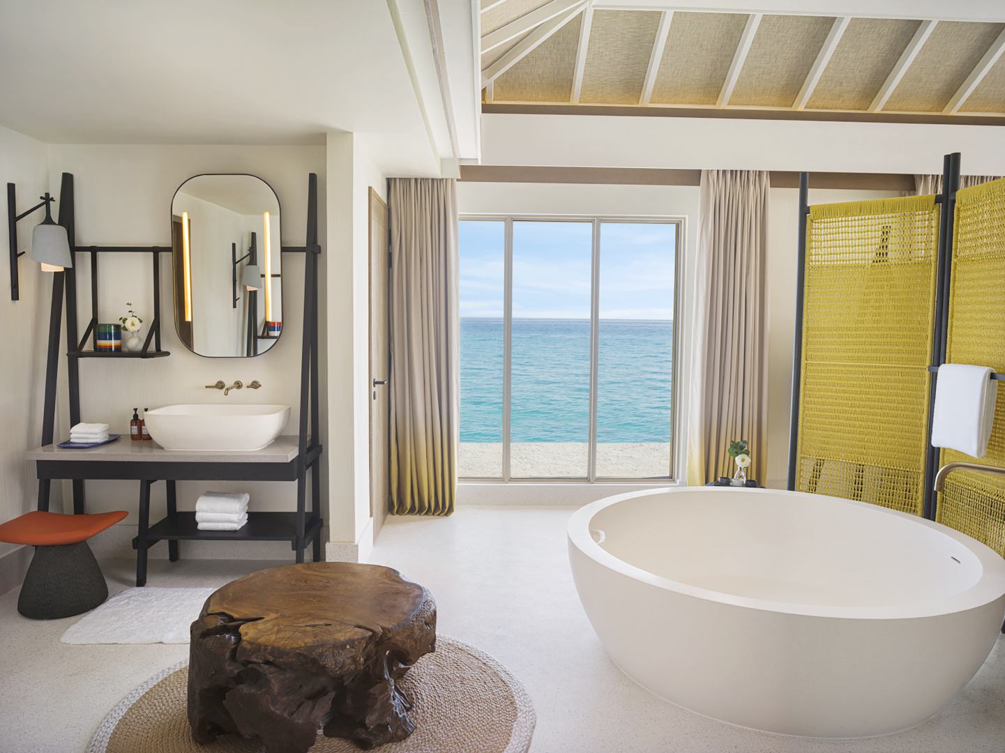 InterContinental Maldives Maamunagau Resort by IHG, Bild 16 von 27