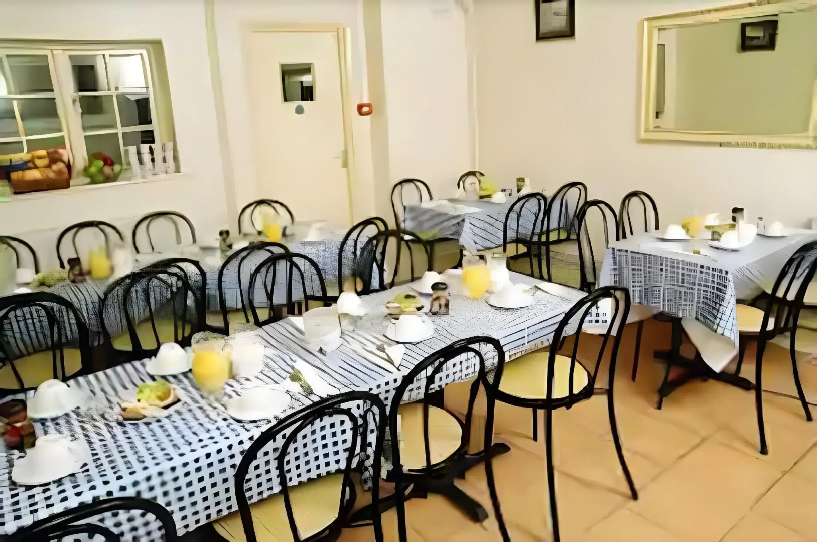 Photo - Guilford House Hotel