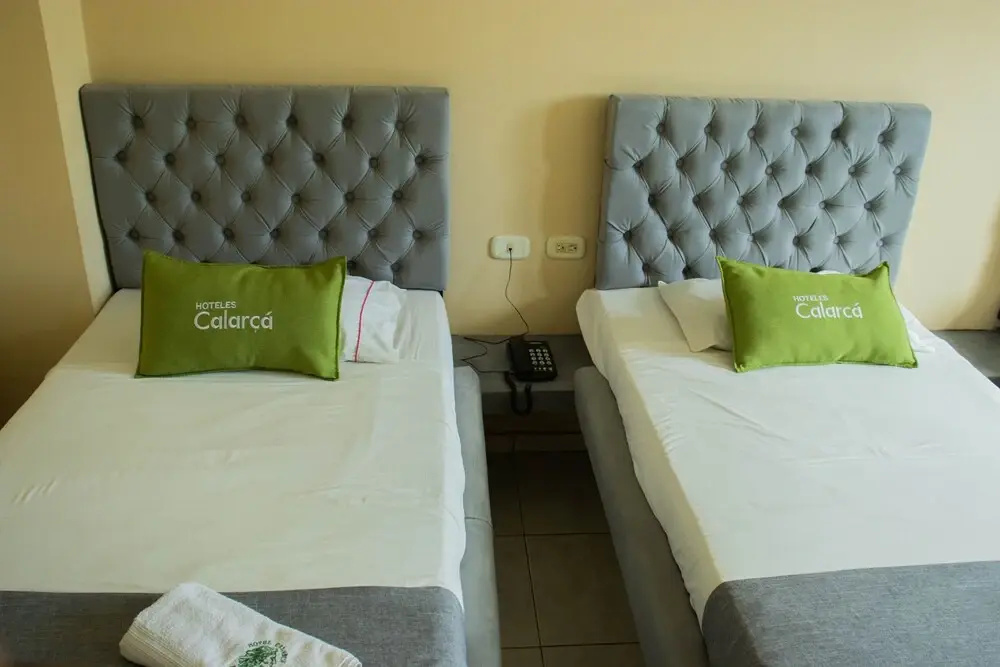 Foto - Hotel Calarca N2