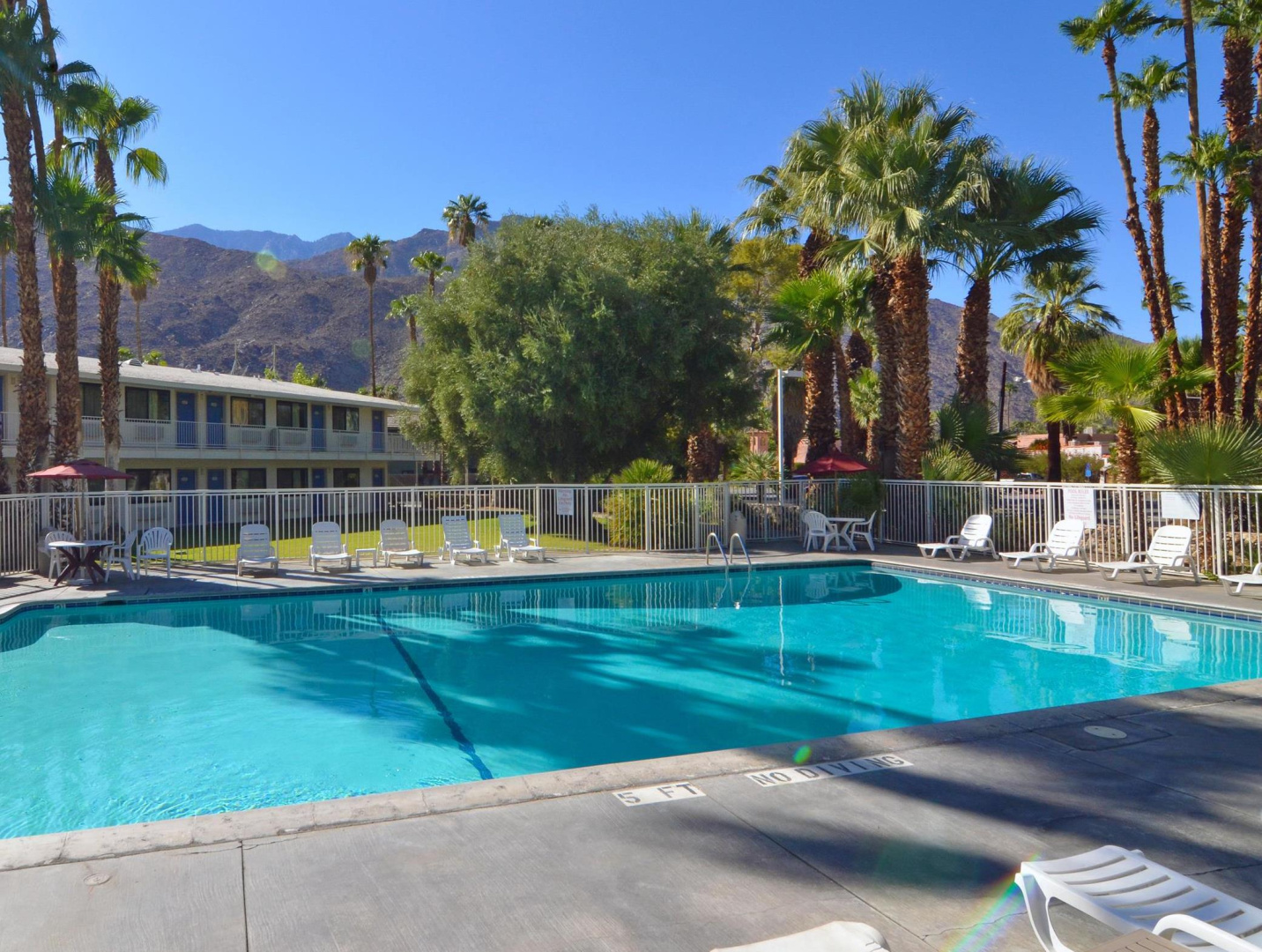 Photo - Motel 6 Palm Springs, CA - East - Palm Canyon