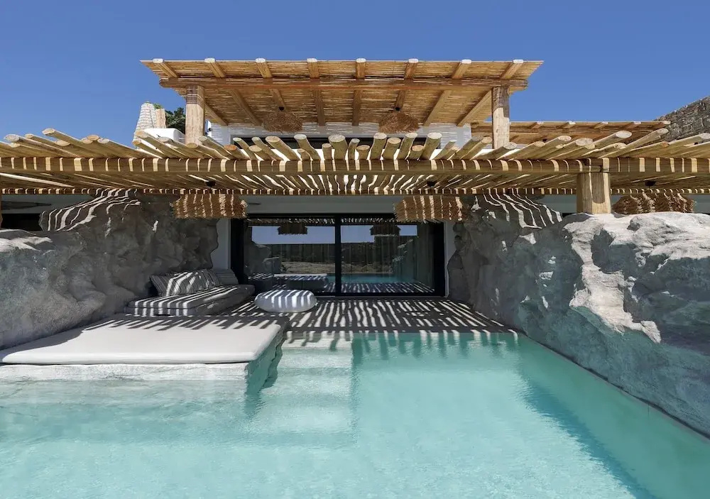 Photo - WhiteArt Suites