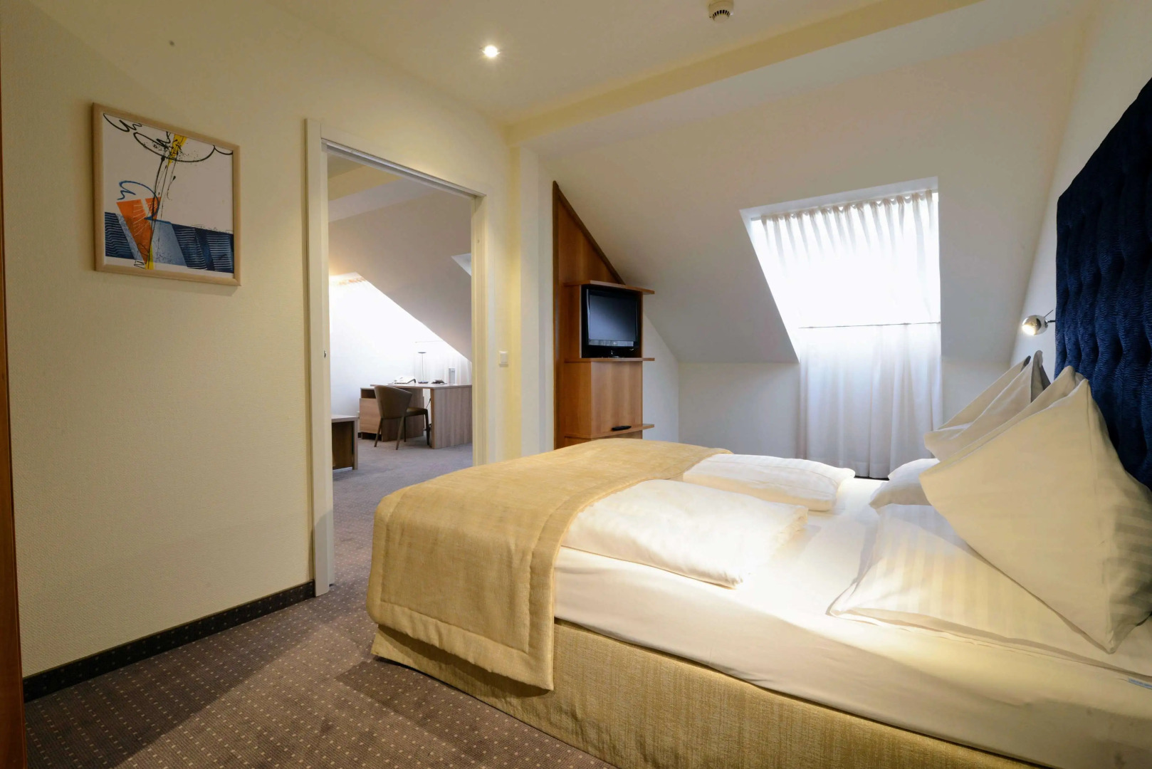 Photo - HiLight Suites Hotel