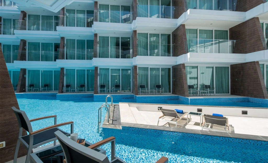 Photo - The Beachfront Hotel Phuket