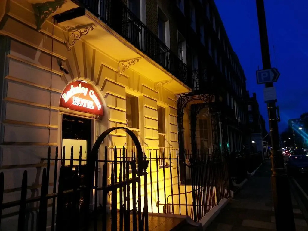 Photo - Berkeley Court Hotel