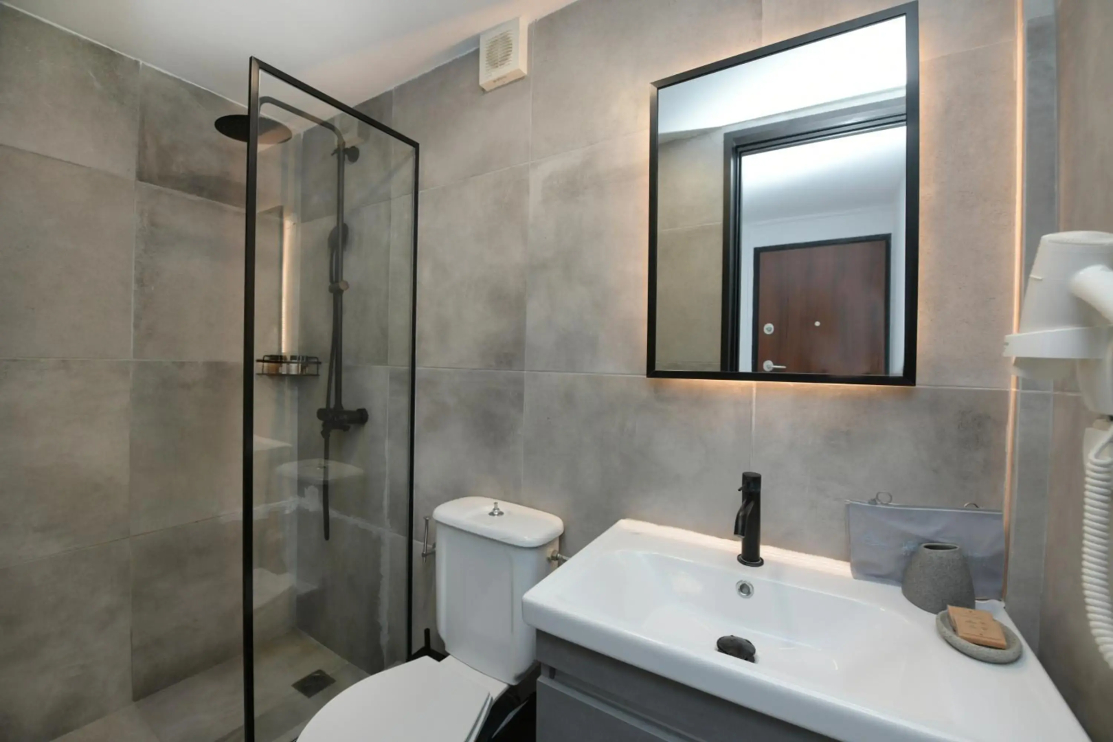 Photo - Mykonos Kosmoplaz Beach Resort Hotel
