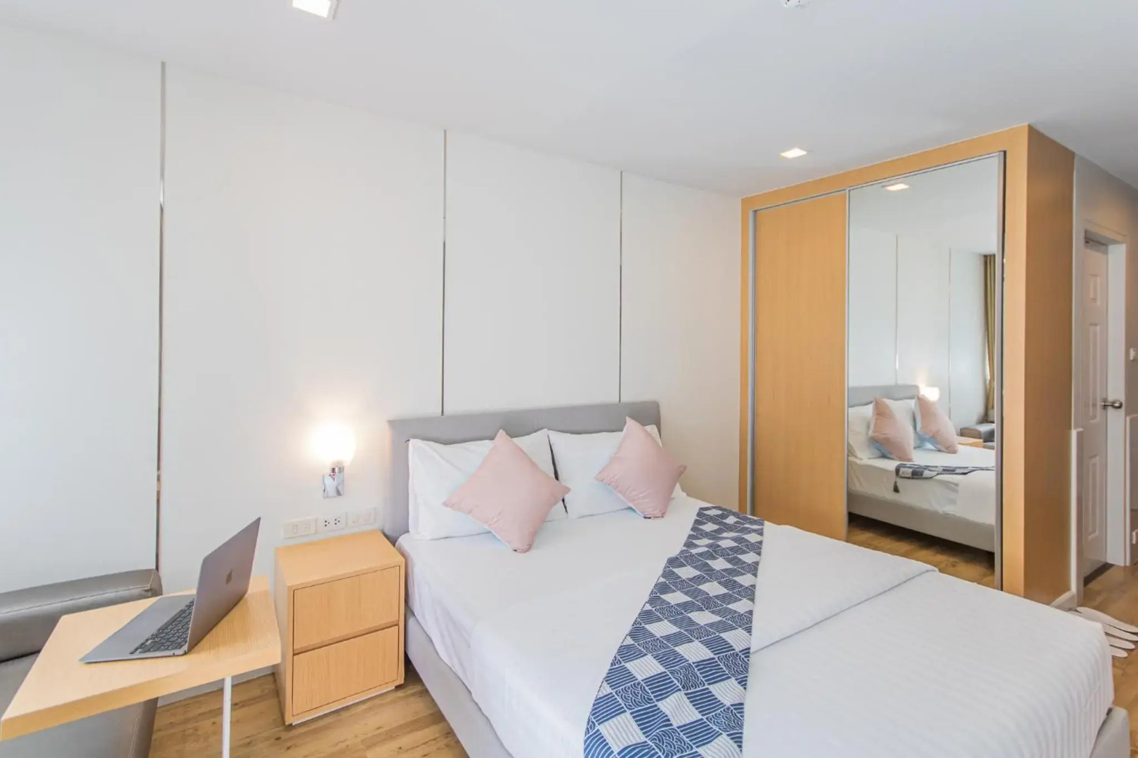 Photo - United Residence Ekamai Bangkok