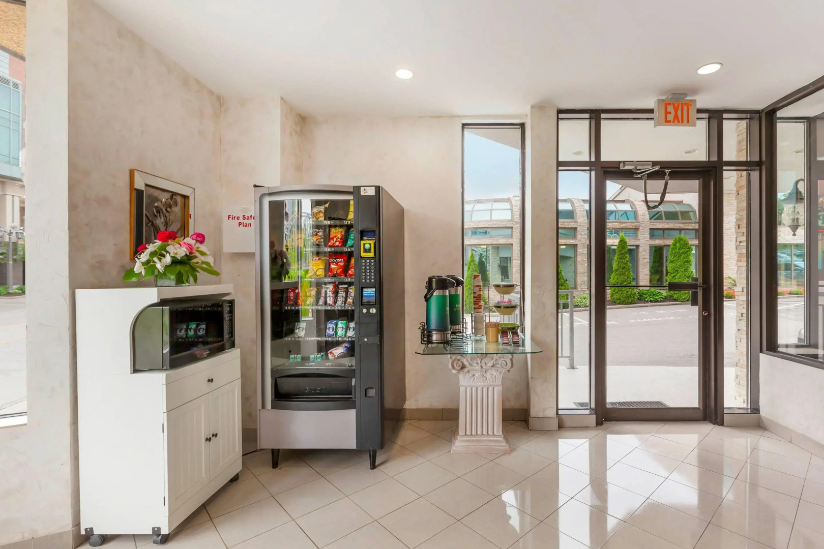 Photo - Quality Hotel Fallsview Cascade