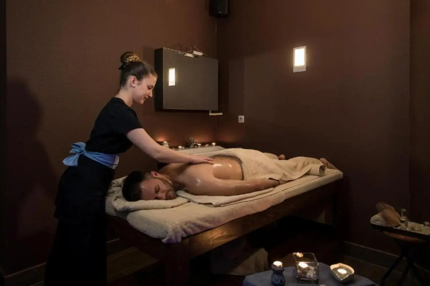 Photo - Vantaris Palace