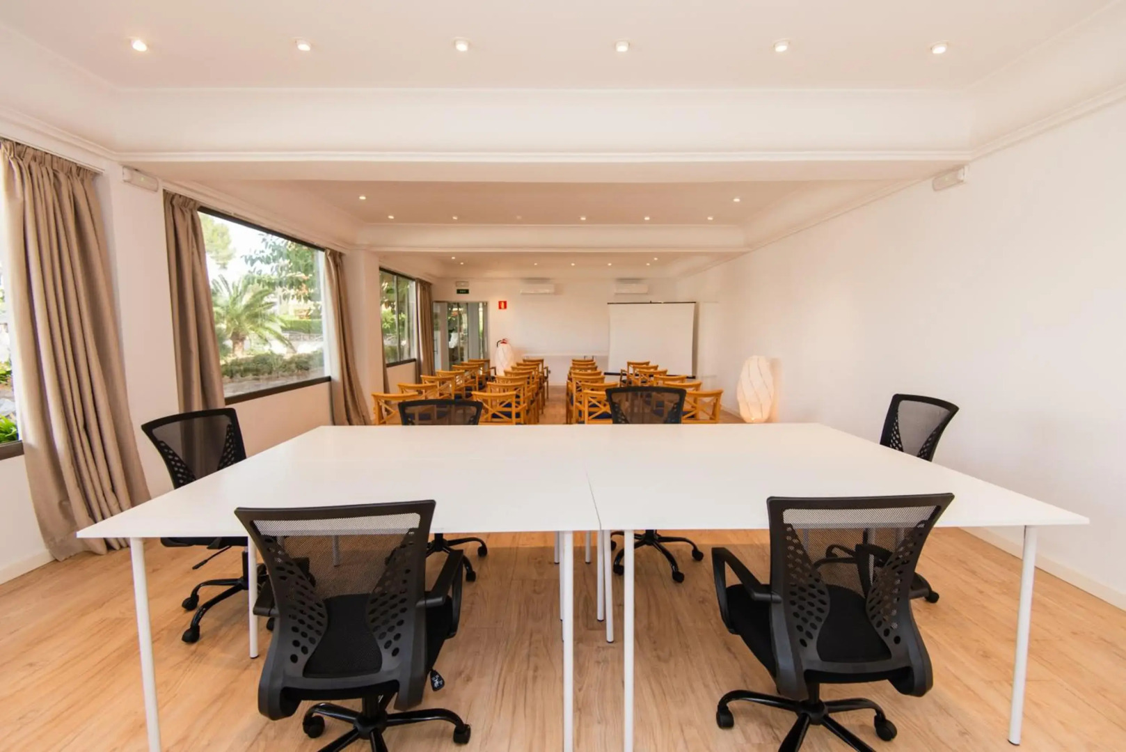 Photo - Flacalco Hotel & Apartments