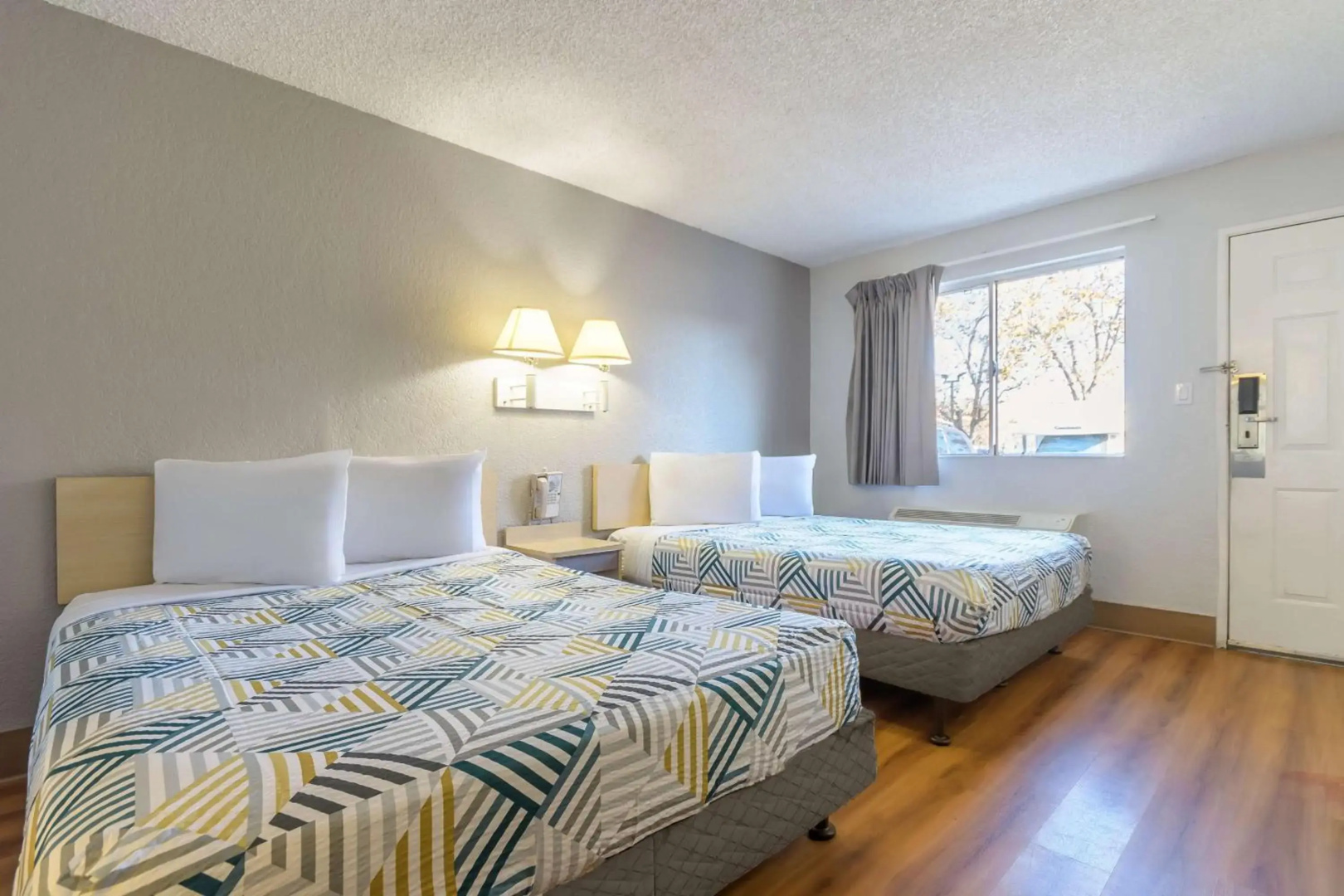 Foto - Motel 6 Hayward, CA – Silicon Valley Gateway