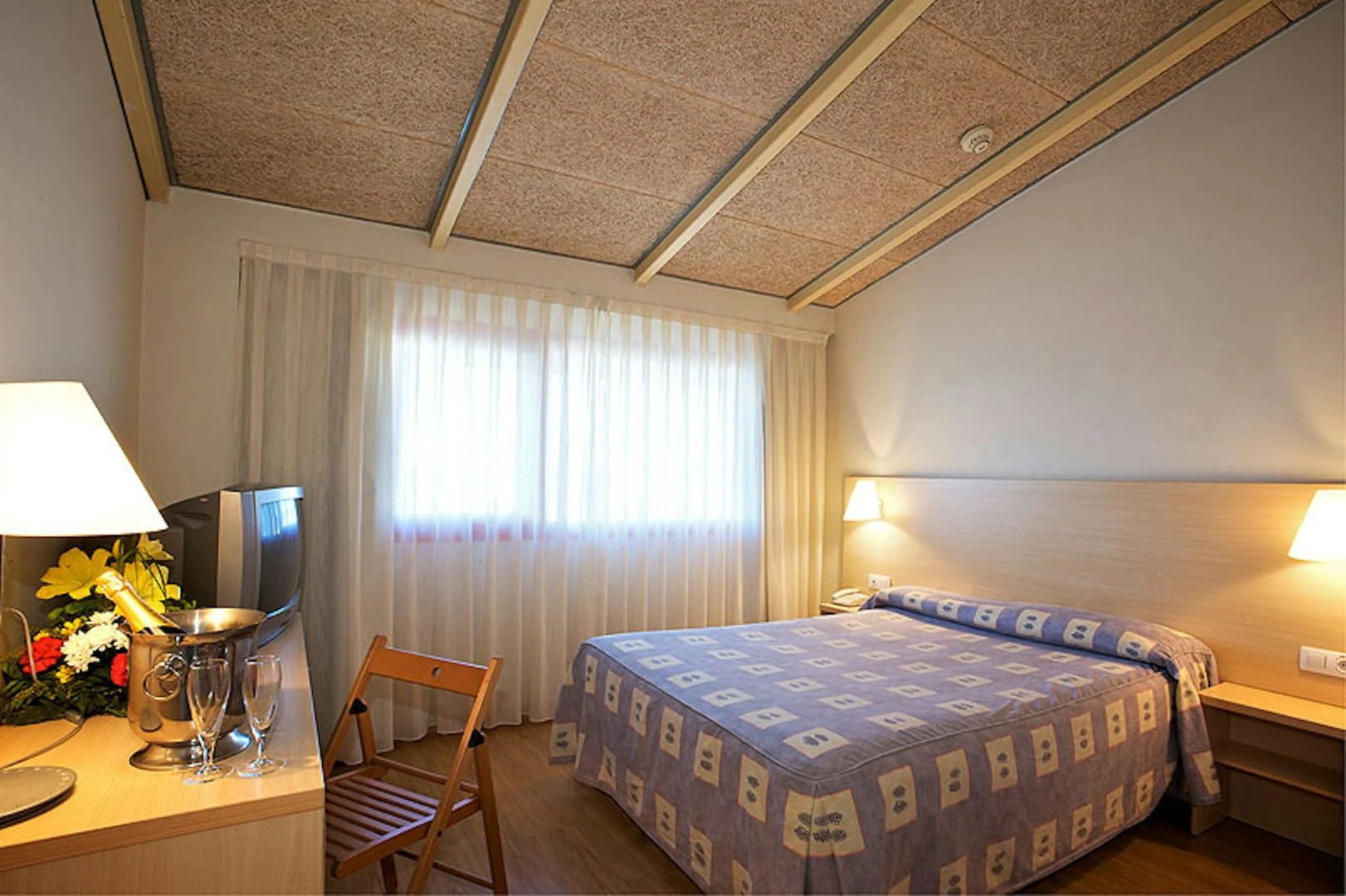 Photo - Hotel Basic