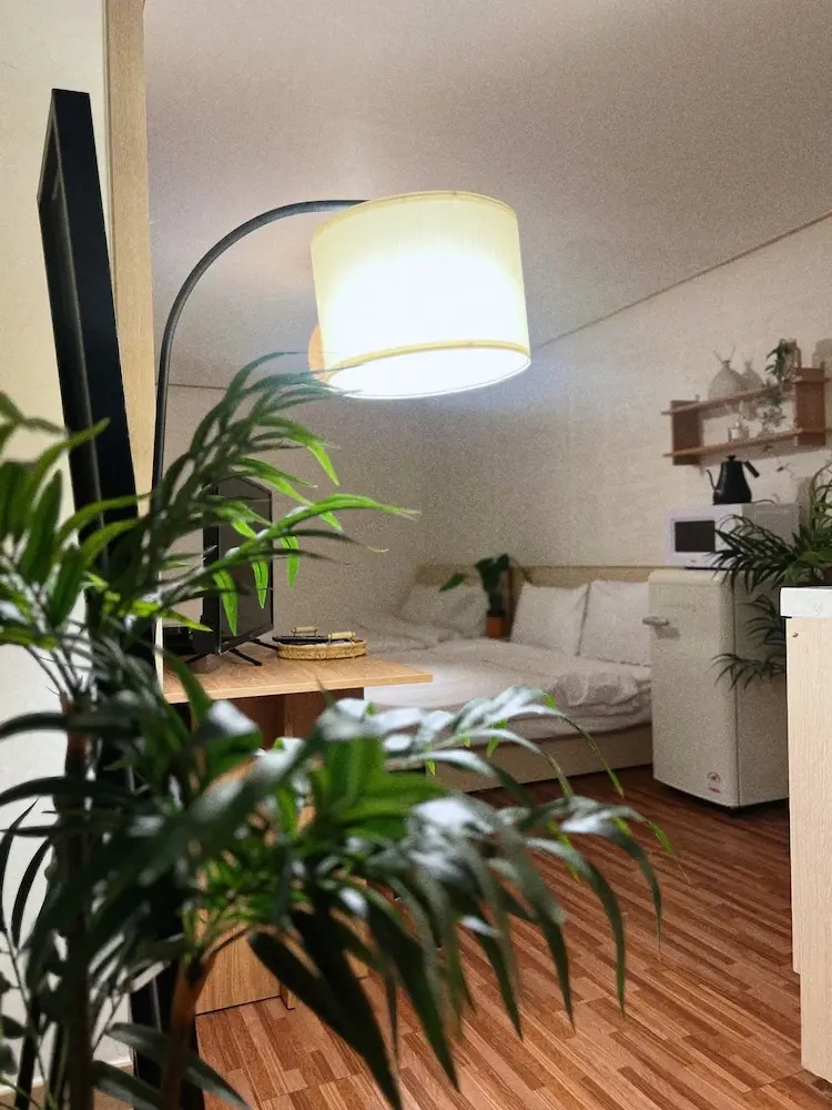 Photo - Jnineguesthouse