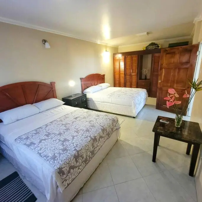 1 Bed Apt overlooking Rodney Bay