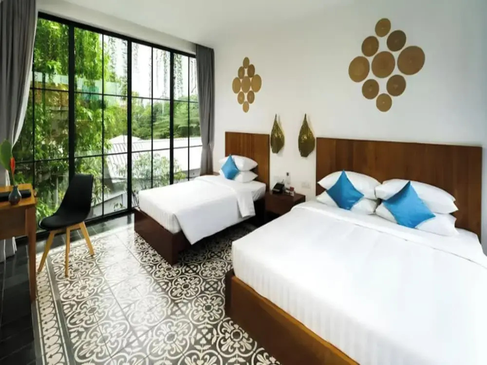 Photo - Family Suite with Balcony